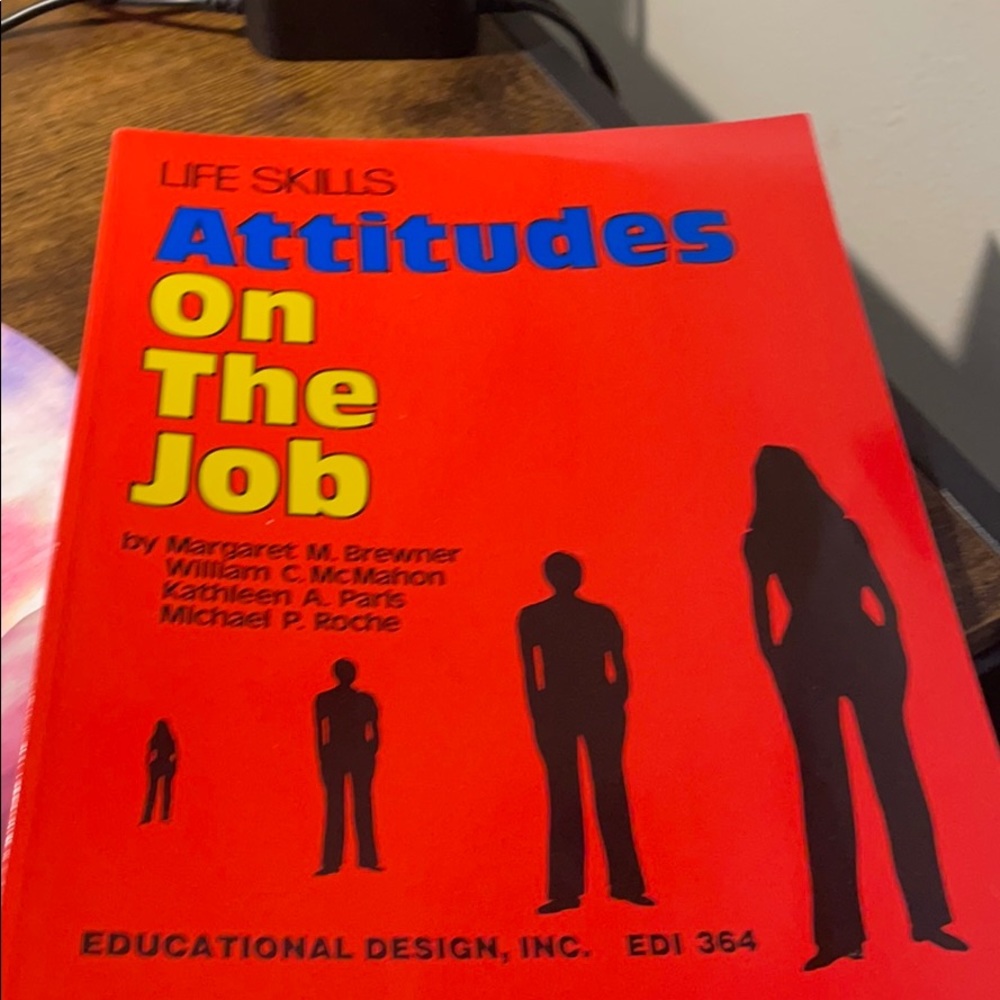Books - Picture 3 of 3